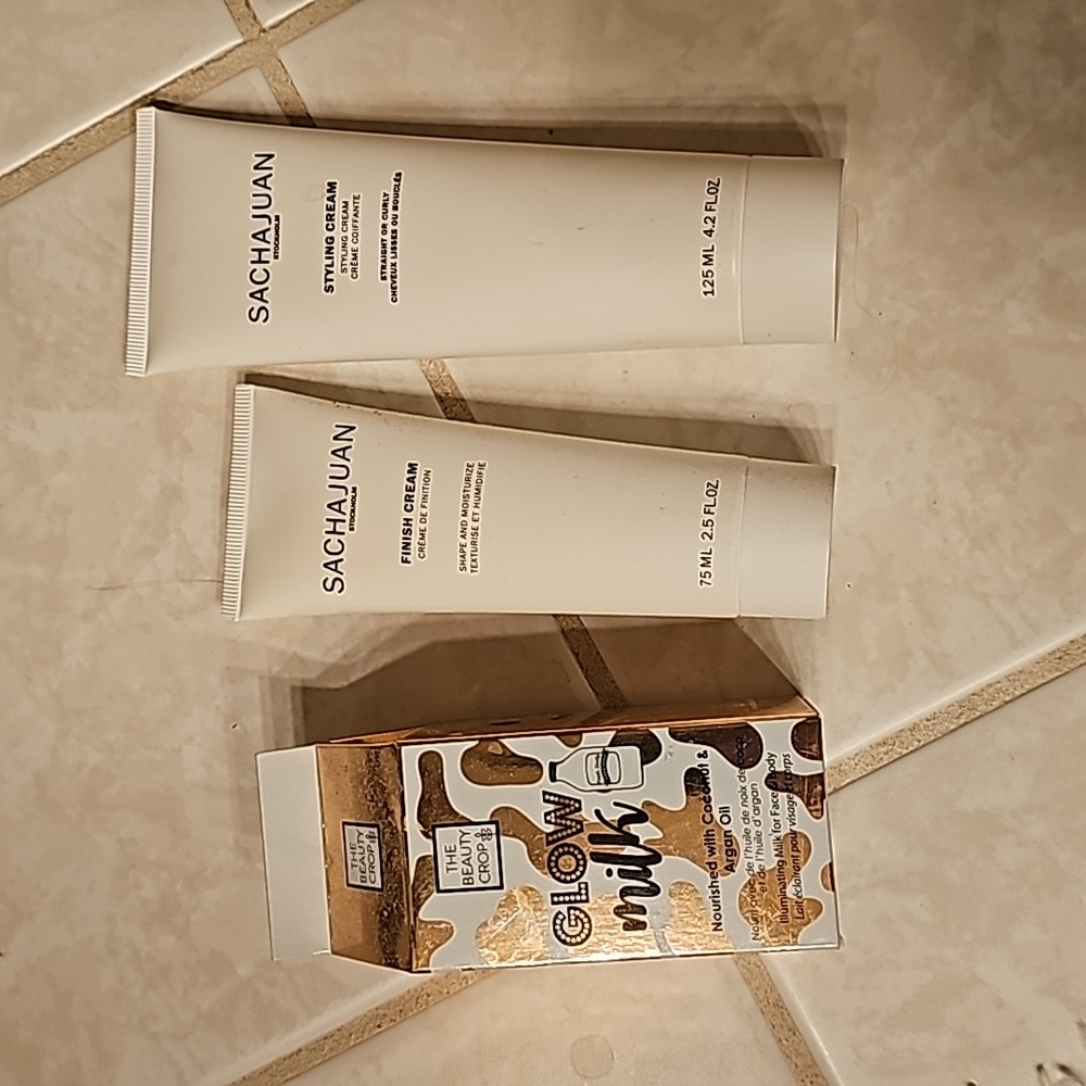 Beauty lot - styling cream, finisher and glow milk